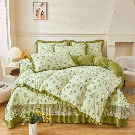 Chic Floral Ruffle Queen Bedding Set..