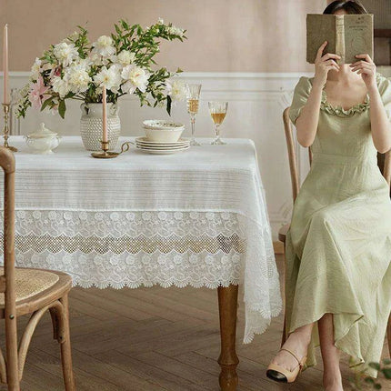 Chic French Lace Table Cover - Elevate Your Event with Timeless Elegance - Très Elite
