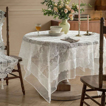 Chic French Lace Table Cover - Elevate Your Event with Timeless Elegance - Très Elite