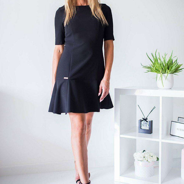 Chic Frilled Midi Dress for Curvy Queens