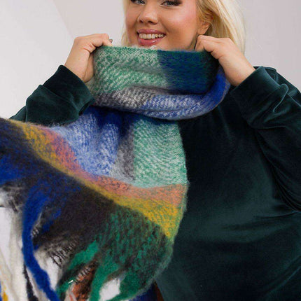 Chic Fringed Plaid Wrap for Stylish Warmth - Très Elite