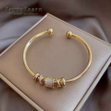 Chic Gothic Elegance: French-Inspired High Sense Cuff Bracelet for Fashion-Forward Women - Très Elite