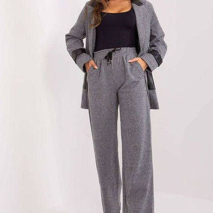 Chic Gray-Black High-Waisted Wide-Leg Pants for Modern Women - Très Elite