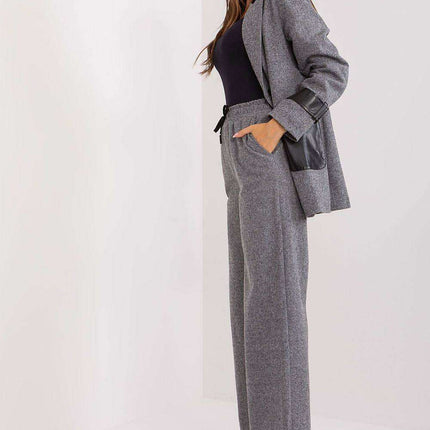 Chic Gray-Black High-Waisted Wide-Leg Pants for Modern Women - Très Elite