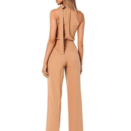 Chic Halter Neck Jumpsuit with Stylish Tie Detail - Très Elite