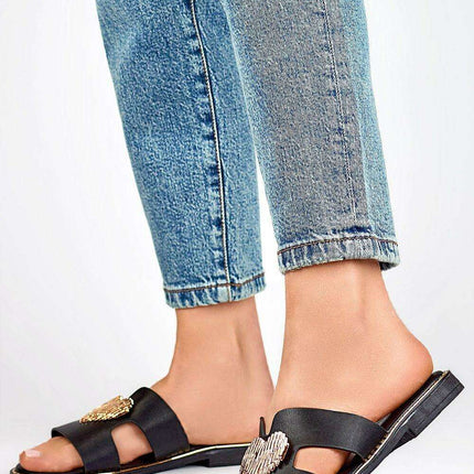 Chic Heart Embellished Sandals - Très Elite