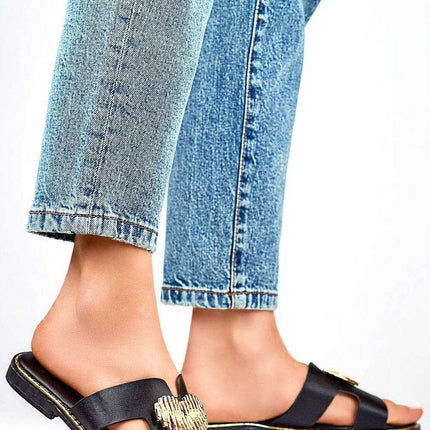 Chic Heart Embellished Sandals - Très Elite
