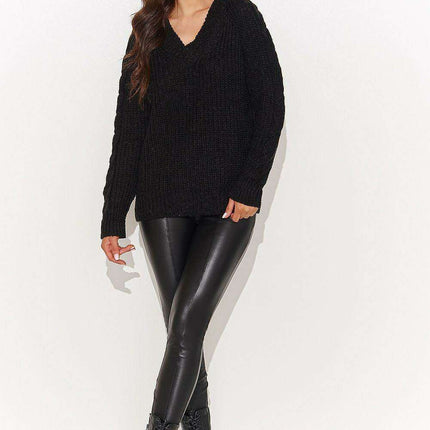 Chic Heart Neck Sweater with Gold Tinsel Detail - Très Elite
