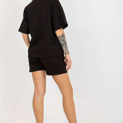 Chic Heart Neckline Loungewear Set with Adjustable Tie-Waist Shorts - Très Elite