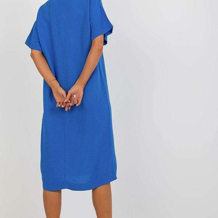 Chic Heart Neckline Shirt Dress with Side Slit - Effortless Daytime Style - Très Elite