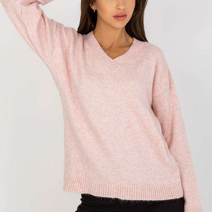 Chic Heart Neckline Sweater for Effortless Style Wardrobe - Très Elite