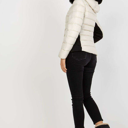 Chic Insulated Winter Coat with Removable Faux Fur Hood - Très Elite