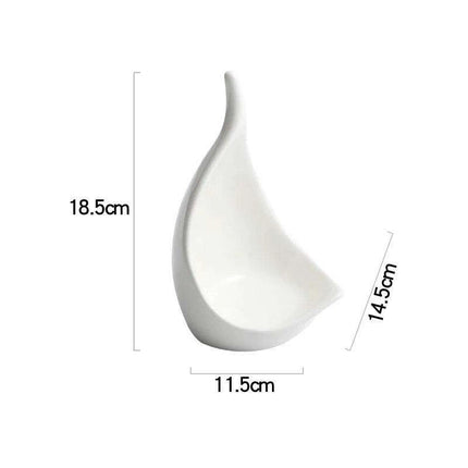 Chic Irregular Shaped Ceramic Plate Collection for Elevated Dining - Très Elite