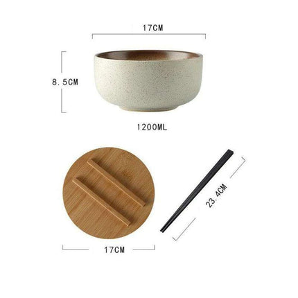 Chic Japanese Ceramic Noodle Bowl Set with Spoon and Chopsticks for Exquisite Dining Experience - Très Elite