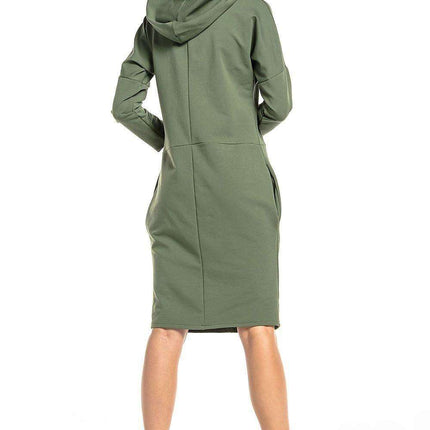 Chic Knit Hooded Day Dress with Practical Pockets - Très Elite