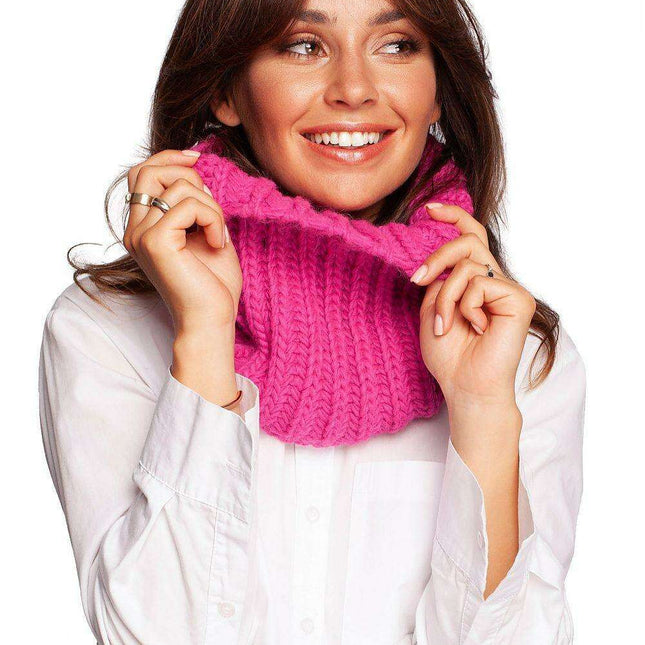 Chic Knit Infinity Scarf for Stylish Winter Warmth