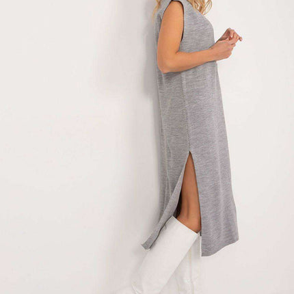 Chic Knit Midi Dress with Heart Neckline - Très Elite