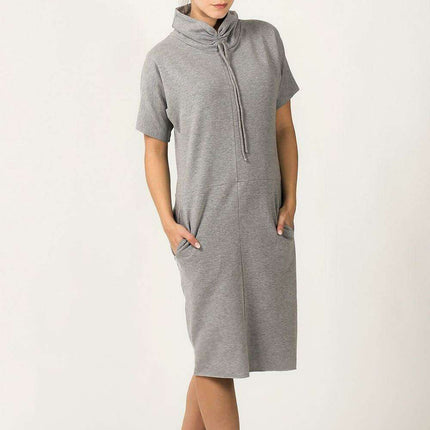 Chic Knit Turtleneck Dress with Functional Pockets - Très Elite