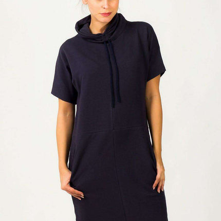 Chic Knit Turtleneck Dress with Functional Pockets - Très Elite