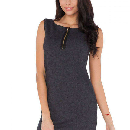 Chic Knitted Zip-Up Dress with Trendy Zipper Accents