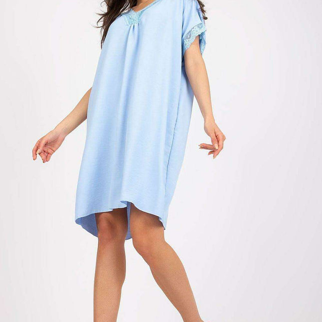 Chic Lace Embellished Casual Dress for Everyday Comfort - Très Elite