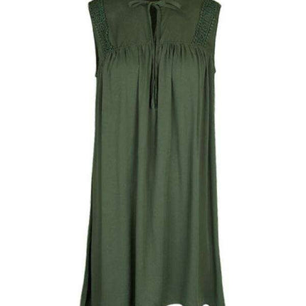 Chic Lace-Embellished Sleeveless Dress for Effortless Elegance - Très Elite