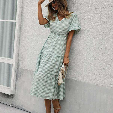 Chic Lattice Plaid Swing Dress - Women's Fashionable Outfit for Spring and Summer - Très Elite