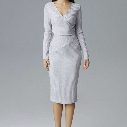 Chic Long Sleeve Evening Dress with Graceful Neckline - Très Elite
