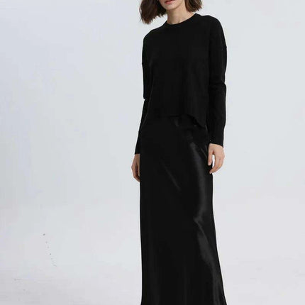 Chic Loose Knitting Top and Luxurious Acetate Satin Skirt Set for Women - Très Elite