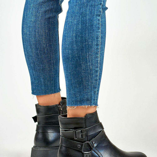 Chic Meraz Fur-Lined Heeled Ankle Boots with Tractor Sole