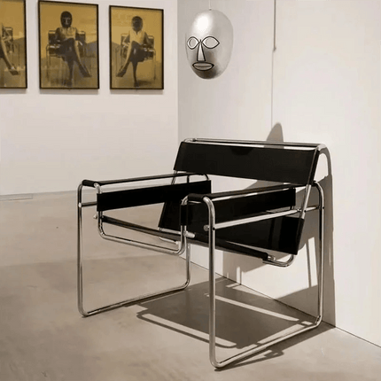 Chic Mid-Century Modern Leather Lounge Chair for Stylish Office and Home Comfort - Très Elite