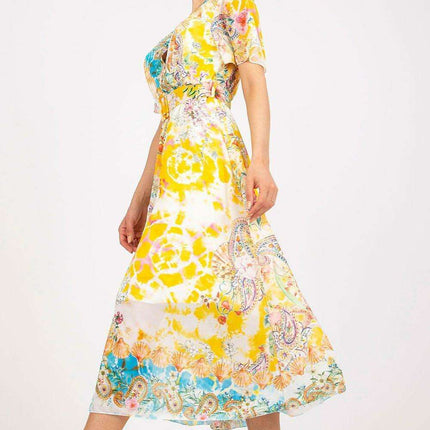 Chic Midi Dress With Colorful Prints And Coordinating Belt - Très Elite