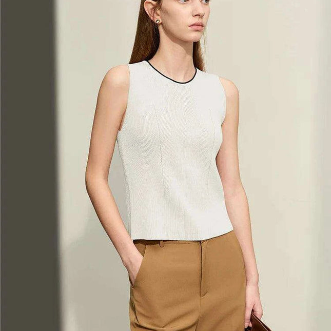 Chic Minimalist Women's Slim Fit Sleeveless Casual Camisole for Spring Fashion