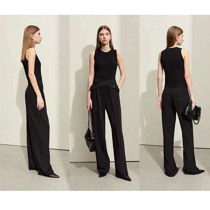 Chic Minimalist Women's Slim Fit Sleeveless Casual Camisole for Spring Fashion - Très Elite