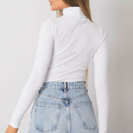 Chic Parisian Turtleneck Essential Cozy Wardrobe Staple - Très Elite