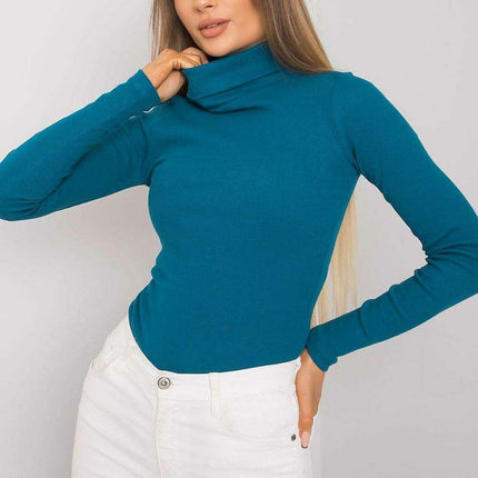Chic Parisian Turtleneck Essential Cozy Wardrobe Staple - Très Elite