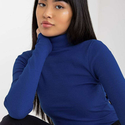 Chic Parisian Turtleneck Essential Cozy Wardrobe Staple - Très Elite