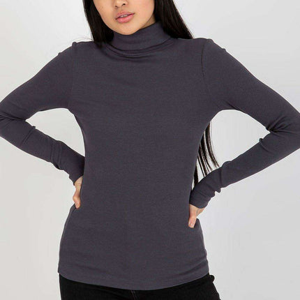 Chic Parisian Turtleneck Essential Cozy Wardrobe Staple - Très Elite