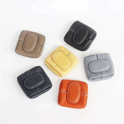 Chic Personalized Cowhide Leather Coin Wallet with Practical Storage Features - Très Elite