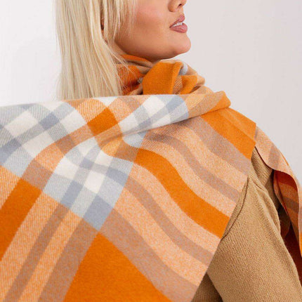 Chic Plaid Winter Scarf - Très Elite