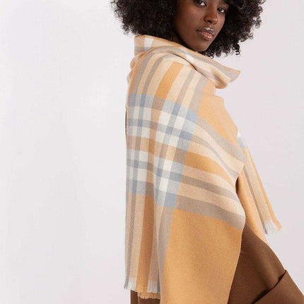 Chic Plaid Winter Scarf - Très Elite