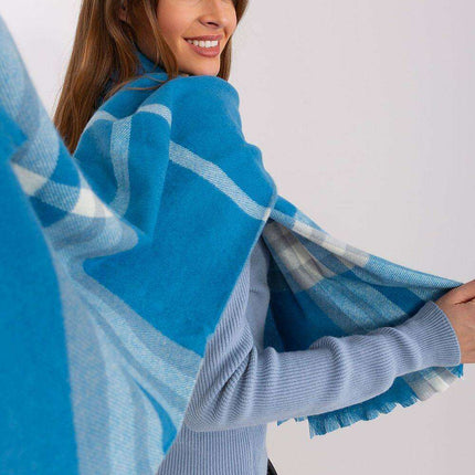 Chic Plaid Winter Scarf - Très Elite