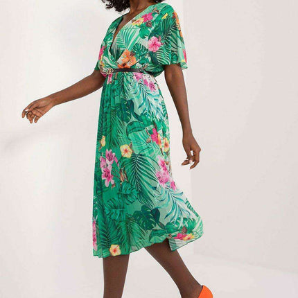 Chic Pleated Midi Dress For Effortless Elegance Everyday - Très Elite