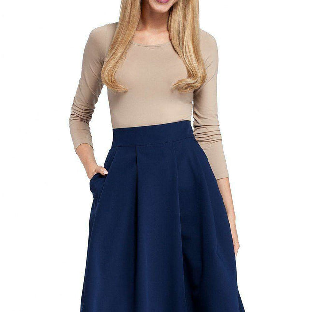 Chic Pleated Midi Skirt: Your Essential Fashion Staple