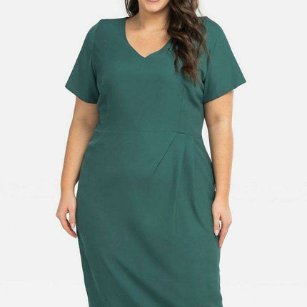 Chic Plus Size V-Neck Dress for Every Occasion