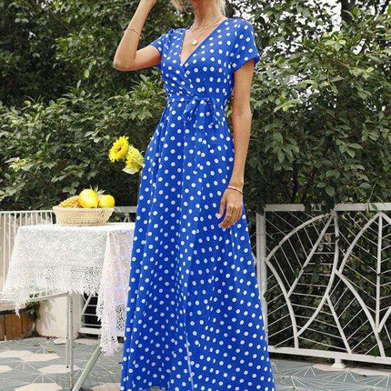 Chic Polka Dot Slit Dress for Effortless Style - Très Elite