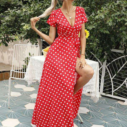 Chic Polka Dot Slit Dress for Effortless Style - Très Elite