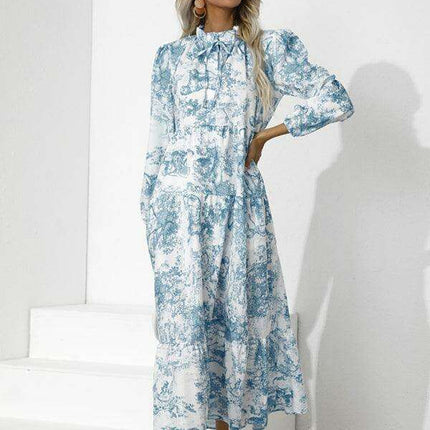 Chic Printed Loose Fit Dress with Cropped Sleeves and Round Neck