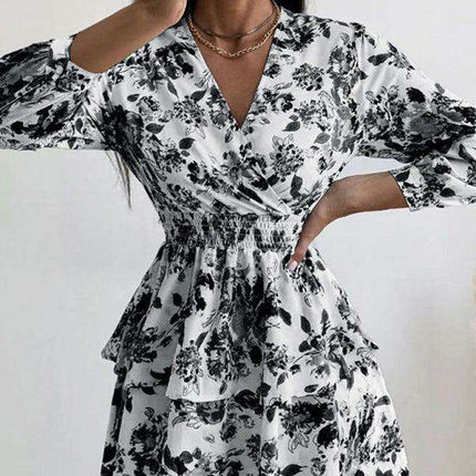 Chic Printed Pleated V-Neck Long Sleeve Dress