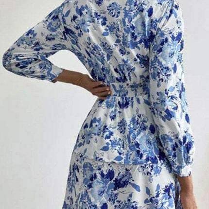 Chic Printed Pleated V-Neck Long Sleeve Dress - Très Elite